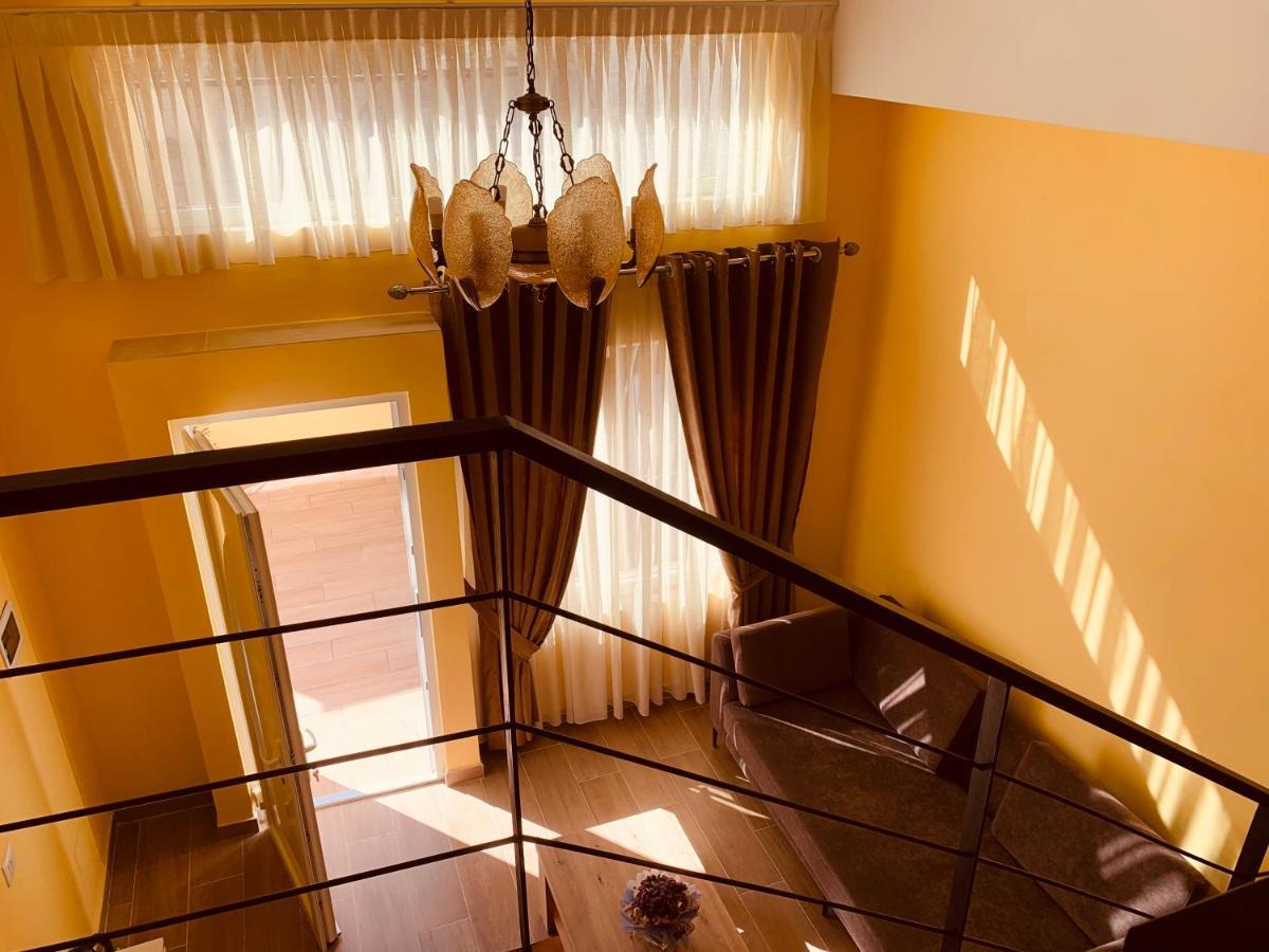Auto Tana Guest House Тирана Екстер'єр фото