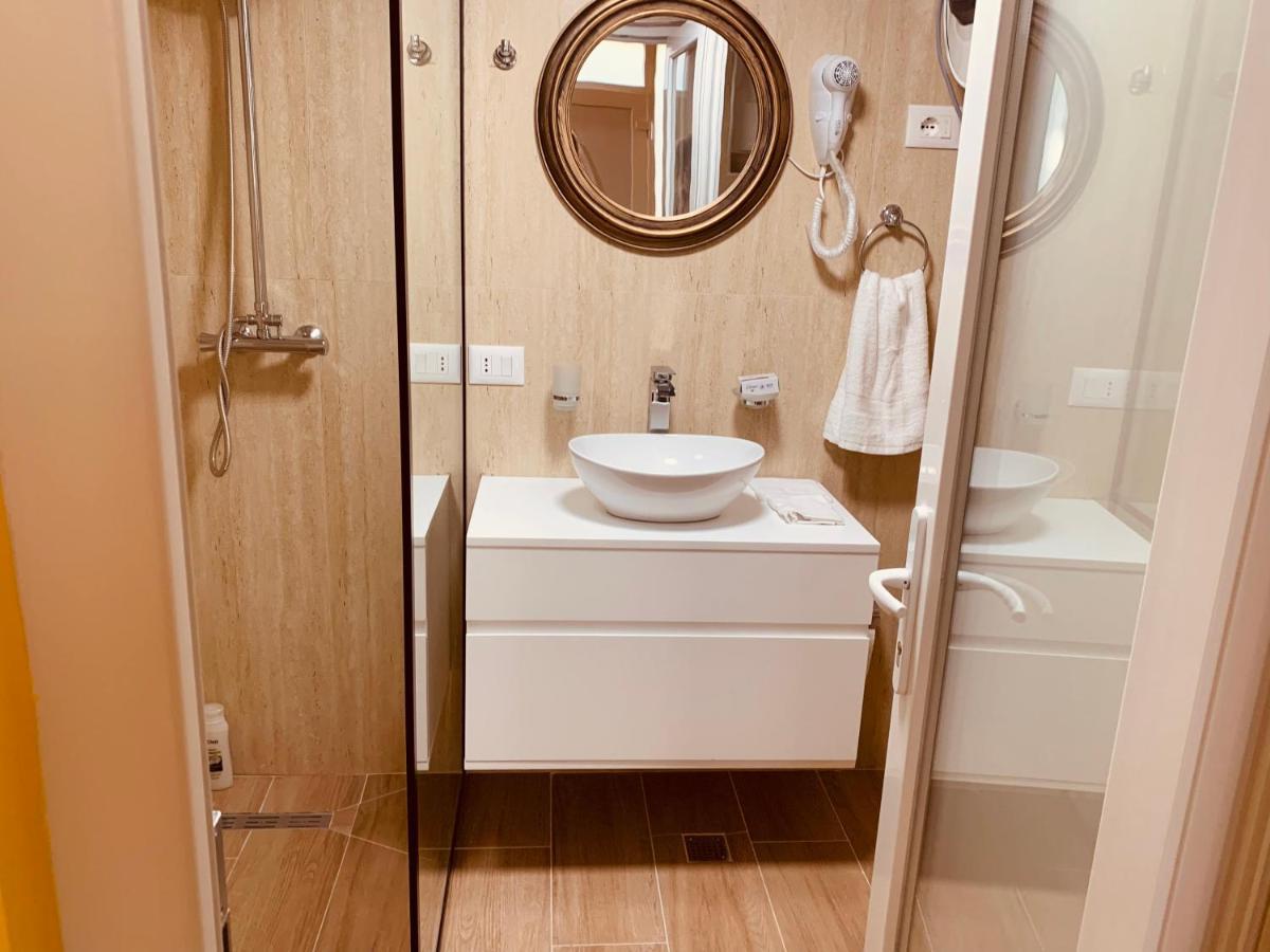 Auto Tana Guest House Тирана Екстер'єр фото