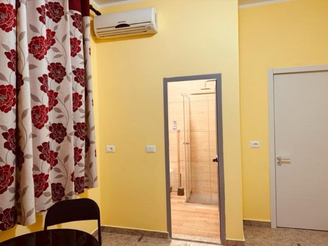 Auto Tana Guest House Тирана Екстер'єр фото